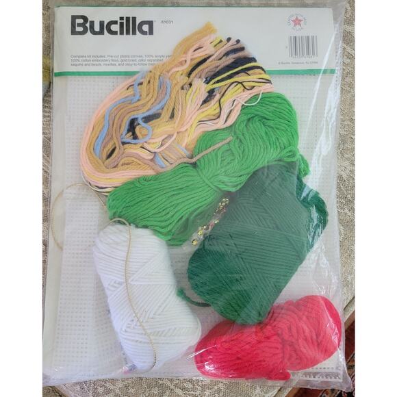 Bucilla Needlepoint Kit Plastic Canvas Advent Tree Kit #61031 18" Tall USA - Picture 4 of 4